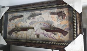 Картина с сувенирным оружием на карте мира «Пять стволов» Декоративное сувенирное оружие