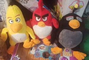 Мягкие игрушки из игры "Angry Birds Злые птицы" чак, бомбер , рэд