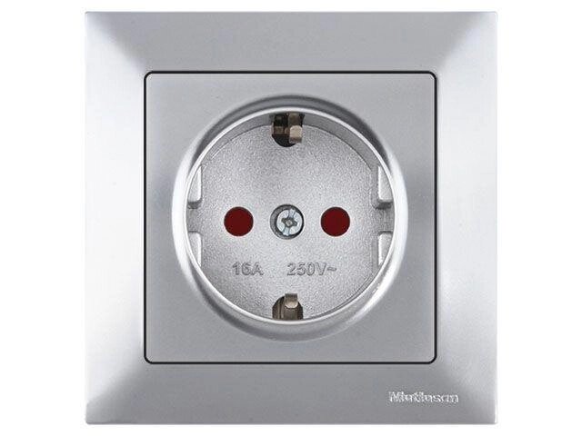 Розетка 1-ая (скрытая, с/з, шторки) серебро, DARIA, MUTLUSAN (16 A, 250 V, IP 20) от компании ЧТУП «АннаДекор» - фото 1