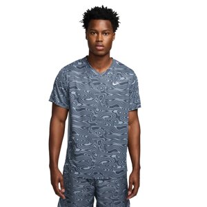 Футболка теннисная мужская Nike Court Dri-FIT Victory Printed Tee (темно-синий) (арт. FD5392-493) в Минске от компании Интернет-магазин товаров для спорта и туризма ГРИФ-СПОРТ