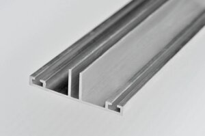 Алюминиевый соединительный профиль для поликарбоната нижний (база)