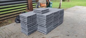 Резиновая плитка амортизационное дно (сыпучее, газон) серии Classic размером 500х500х50мм, вес 28,2кг/1м2