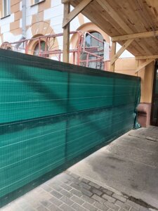 Ткань ПП200 (100гр/м2 UV H, зеленая оградительная 100% затенения. Сетка затеняющая