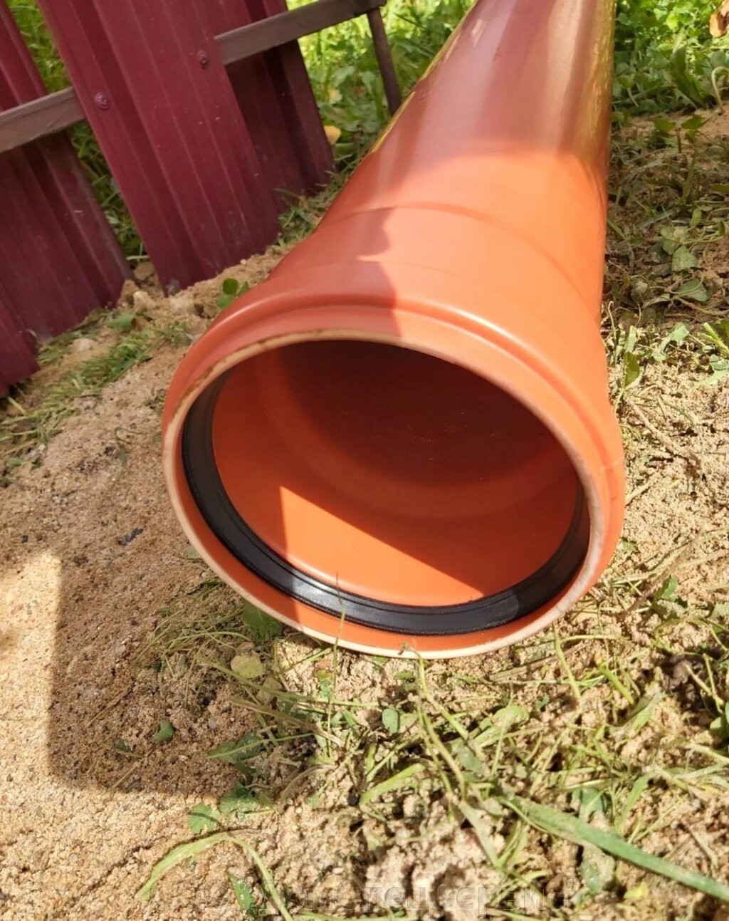 Труба ПВХ с раструбом для наружно канализации Ø110х3,2х1000мм. от компании ООО "ДомСпецСервис" - фото 1