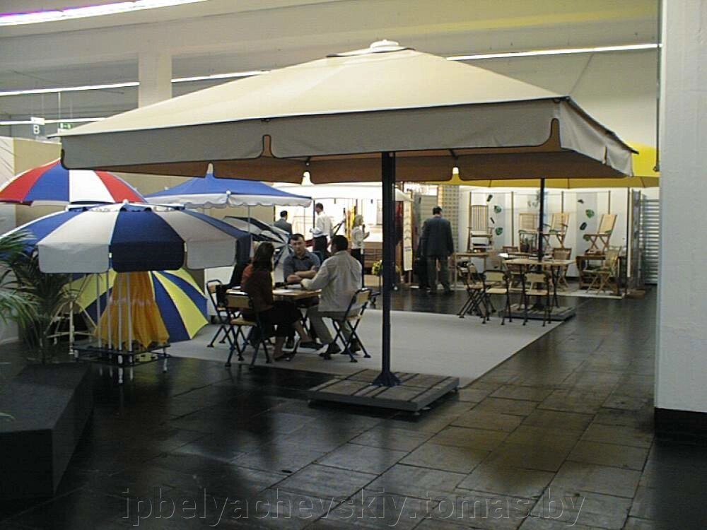 Зонт для уличного кафе (4 х 4 м) от компании ООО "ПрофиЗонт" - фото 1