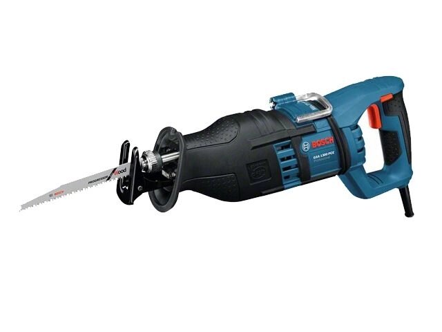 Сабельная пила BOSCH GSA 1300 PCE в чем. + 2 пильных полотна (1300 Вт, дерево до 230 мм, металл до 20 мм) от компании ООО "ИнструментЛюкс" - фото 1