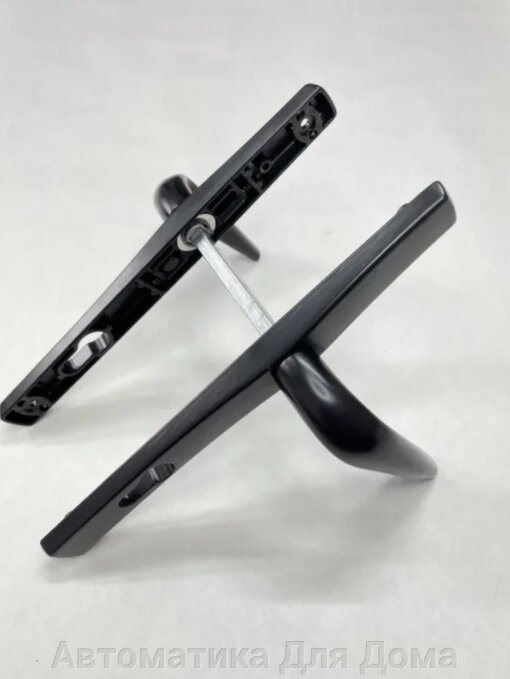 Ручка для замка в калитку Евро-25 нажимная межосевое расстояние 85 мм. цвет-черный от компании Автоматика Для Дома - фото 1