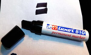 Маркер перманентный Luxor 810 черный 10 мм оформительский