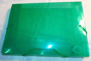 Папка на резинке А4,30 мм полупрозрачная FORPUS размеры 245*325*30мм зеленая