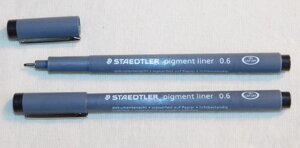 Ручка линер Staedtler Pigment liner черный 0,6 мм