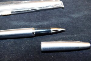 Ручка роллер, нержавеющая сталь двойное напыление INDEX С6095