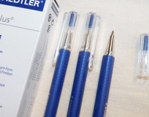 Ручка шариковая Staedtler triplus ball 431-M синяя