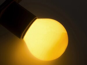 Лампа накаливания желтая BL 10Вт Е27