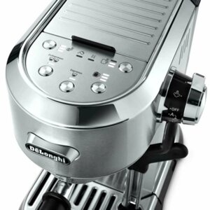 Кофеварка рожковая delonghi EC950. M