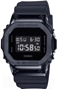 Часы наручные мужские Casio GM-5600B-1ER
