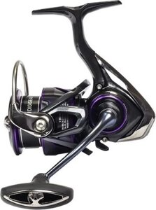 Катушка безынерционная Daiwa 21 Prorex V LT 2000 / 10111-002