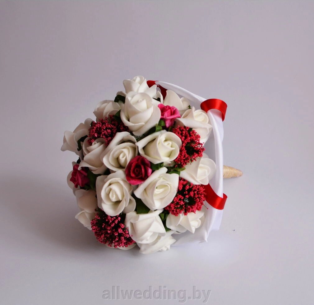 Букет-дублёр на свадьбу от компании Салон цветов и свадебных аксессуаров «Allwedding» в г. Сморгонь - фото 1