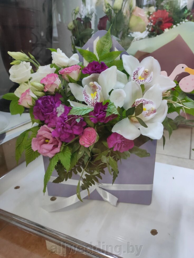 Цветочная композиция и букеты ##от компании## Салон цветов и свадебных аксессуаров «Allwedding» в г. Сморгонь - ##фото## 1