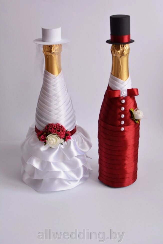 Декор свадебного шампанского в стиле Classic от компании Салон цветов и свадебных аксессуаров «Allwedding» в г. Сморгонь - фото 1