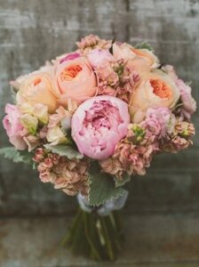 Свадебный букет из пионовидных роз #6