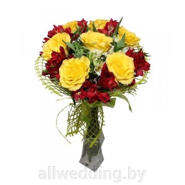 Подарочный букет от компании Салон цветов и свадебных аксессуаров «Allwedding» в г. Сморгонь - фото 1