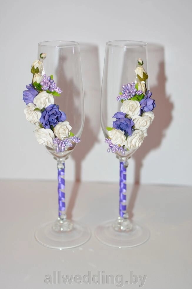 Свадебные бокалы от компании Салон цветов и свадебных аксессуаров «Allwedding» в г. Сморгонь - фото 1