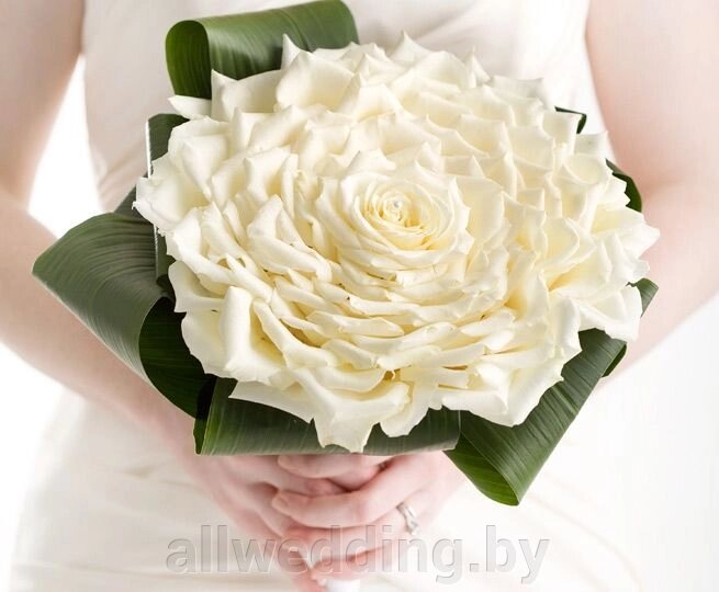 Свадебный букет #6 от компании Салон цветов и свадебных аксессуаров «Allwedding» в г. Сморгонь - фото 1