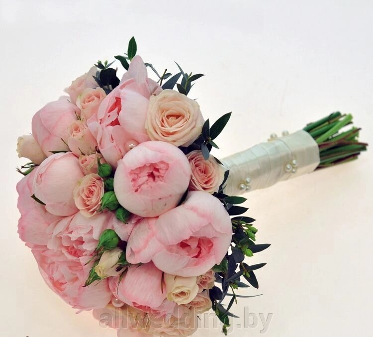Свадебный букет из пионовидных роз #4 от компании Салон цветов и свадебных аксессуаров «Allwedding» в г. Сморгонь - фото 1