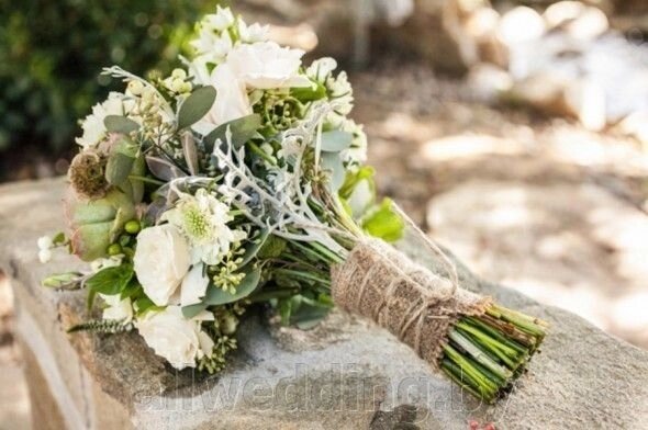 Свадебный букет в стиле Рустик #1 от компании Салон цветов и свадебных аксессуаров «Allwedding» в г. Сморгонь - фото 1