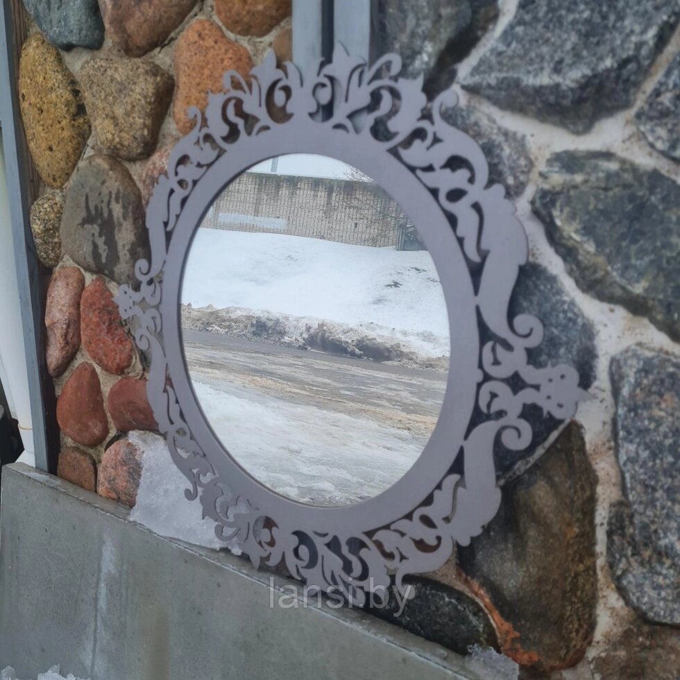 Зеркало в обрамлении из металла от компании ООО «Ланси» - фото 1