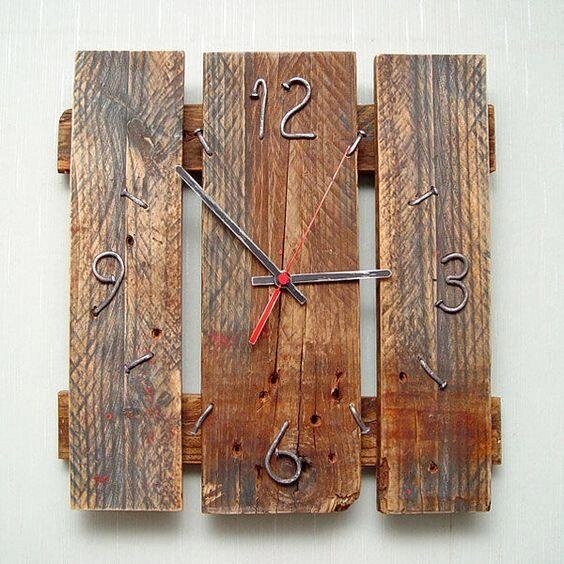 Часы из дерева от компании Интернет-гипермаркет «MALL24» - фото 1
