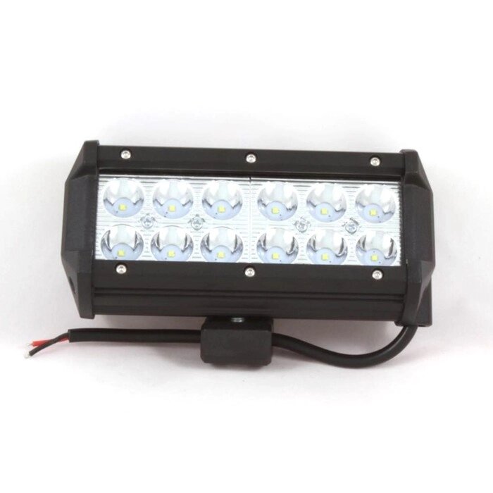 Фара светодиодная OFF ROAD, KS-CL-36 Вт, 12 диодов х 3W (Cree LED), 36 Вт, 2520 Lm, направленный свет, алюминиевый от компании Интернет-гипермаркет «MALL24» - фото 1