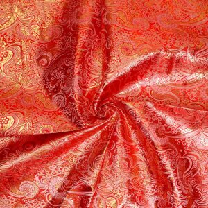 Лоскут Парча, красный с белым рисунком и золотом, 100*150см