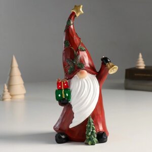 Сувенир полистоун "Дед Мороз в красном наряде, с подарками и колокольчиком" 10,5х9х22,5 см