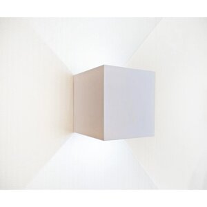 Светильник "Куб", размер 10x10x10 см, 6Вт, LED, 3000K, IP65