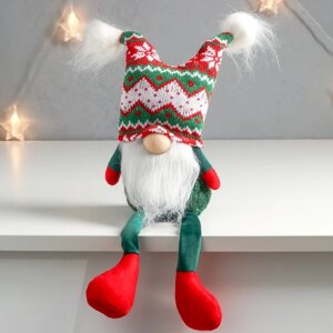 Кукла интерьерная "Дед Мороз в шапке с зелёными узорами, с бомбошками" 41х13х10 см