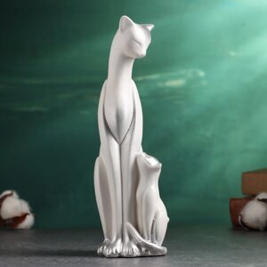 Фигура "Кошка с котенком" белая в серебре, 21х7х7см