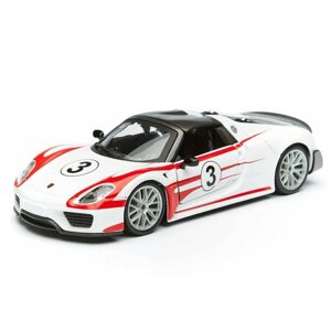 Машинка гоночная Bburago Porsche 918 Weissach, Die-Cast, 1:24, цвет белый