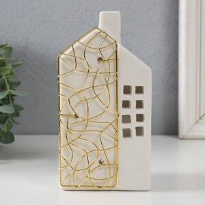 Подсвечник керамика, металл на 1 свечу "Дом" белый с золотом 9х6,3х16,7 см