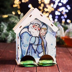 Чайный домик на два ряда "Дед Мороз и Снегурочка" 15,59,620 см