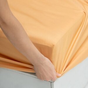 Простыня на резинке "Ферги", размер 200х180х25 см, цвет медовый