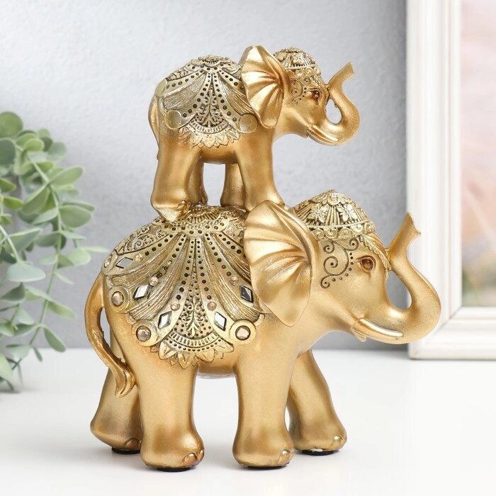 Сувенир полистоун "Золотой слон со слонёнком на спине - цирковая попона" 20х5х16 см от компании Интернет-гипермаркет «MALL24» - фото 1