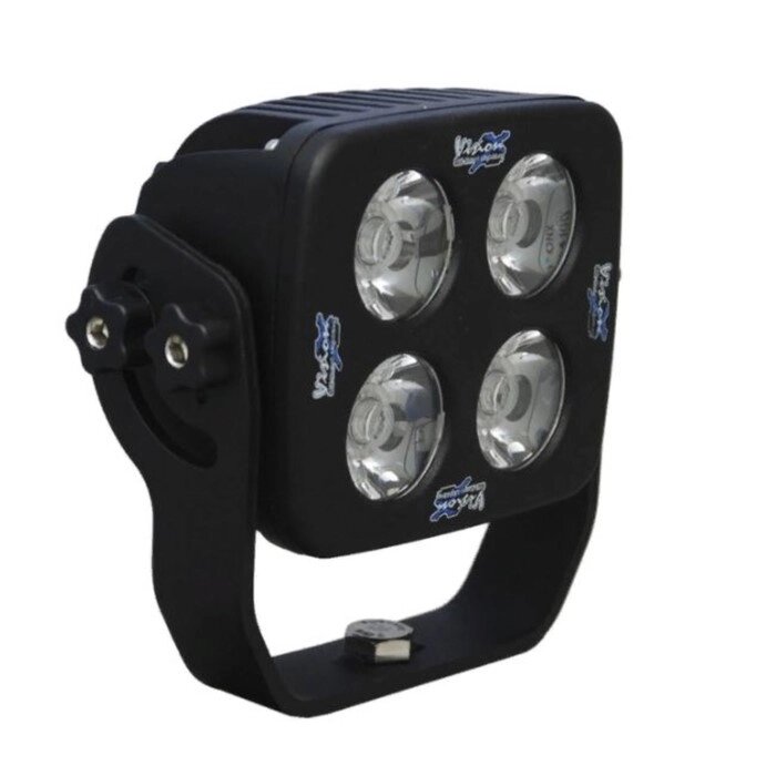 Светодиодная фара PROLIGHT XIL-S4100, 150х133х80 мм, угол рассеивания 10° от компании Интернет-гипермаркет «MALL24» - фото 1