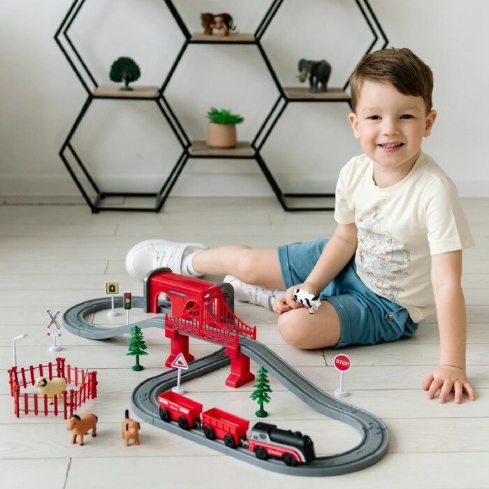 Железная дорога для детей "Мой город", 70 предметов, на батарейках от компании Интернет-гипермаркет «MALL24» - фото 1