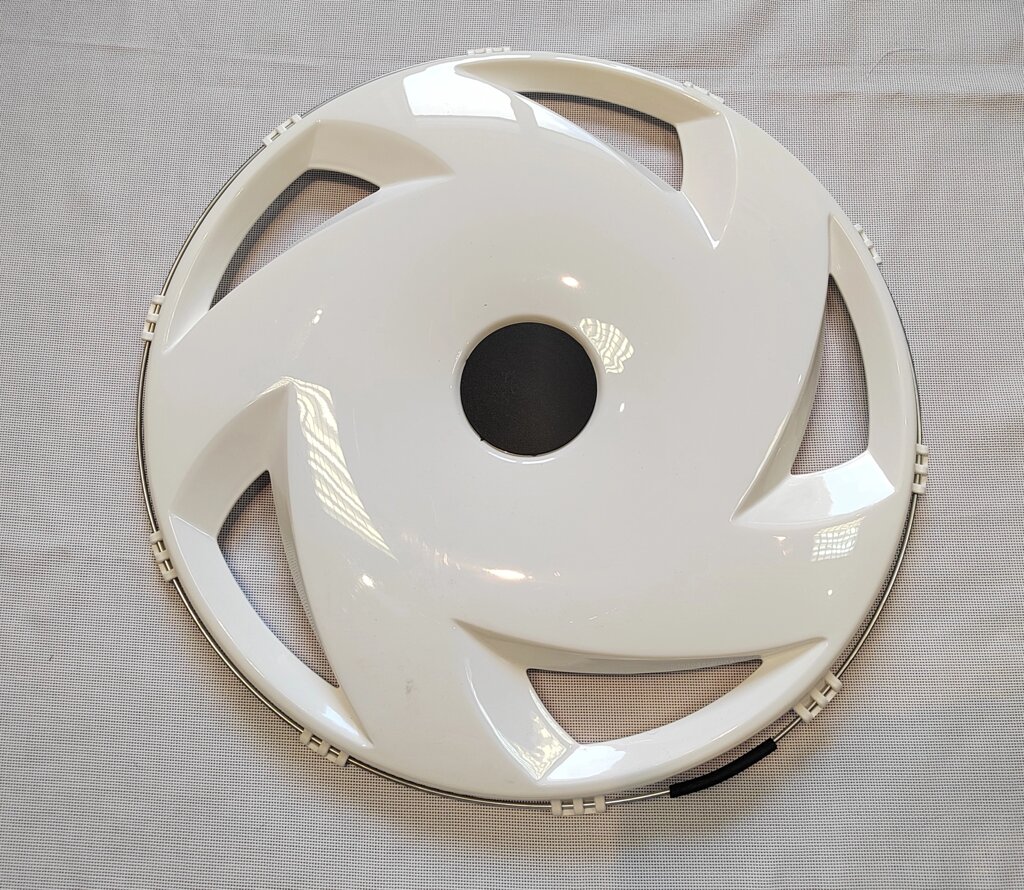 Колпак на диск колеса R-22,5 задний пластиковый цвет белый (вентилятор)  на Грузовые АВТО от компании ИП Скрипкин Антон Викторович - фото 1