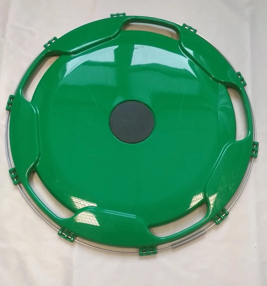 Колпак на диск колеса R-22,5 задний пластиковый цвет зеленый на Грузовые АВТО от компании ИП Скрипкин Антон Викторович - фото 1
