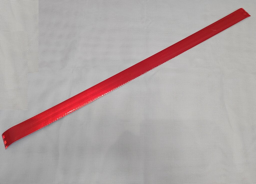 Лента Красная L1м ,50мм ( шир. 5см, длина100см) светоотражающая самоклеющаяся ) от компании ИП Скрипкин Антон Викторович - фото 1