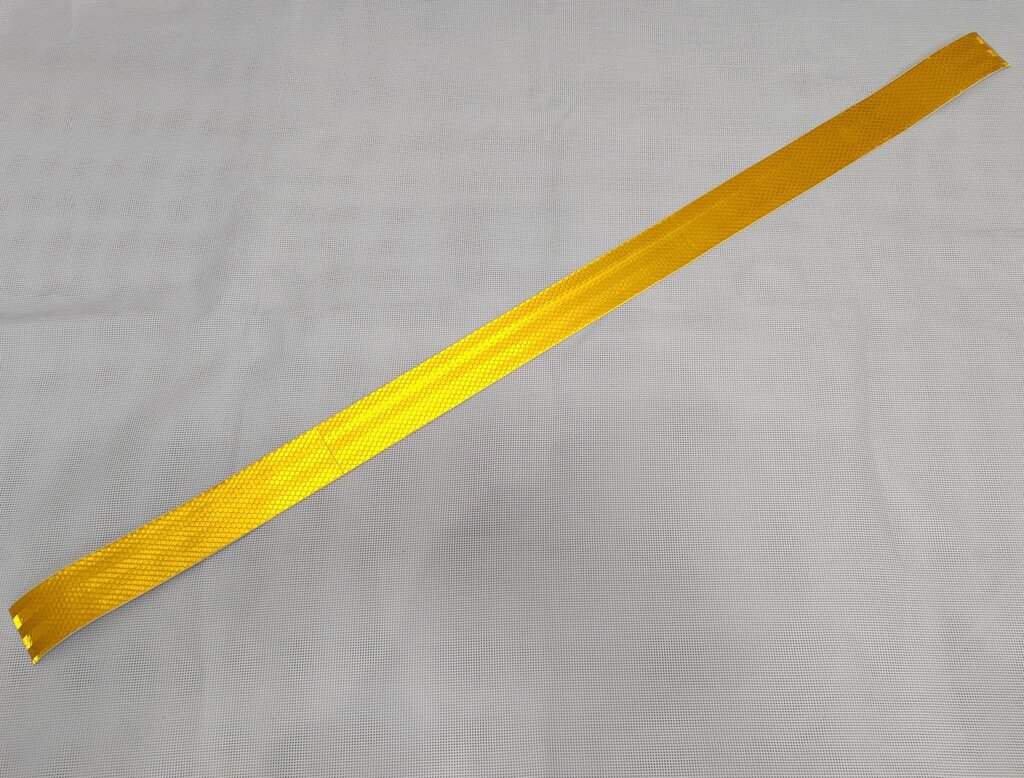 Лента желтая L1м ,50мм ( шир. 5см, длина100см) светоотражающая самоклеющаяся ) от компании ИП Скрипкин Антон Викторович - фото 1