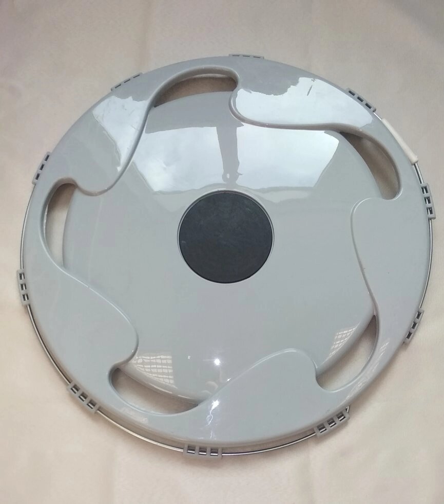 Колпак на диск колеса R-17,5 задний пластиковый цвет серый на Грузовые АВТО - опт