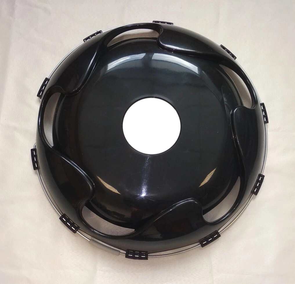 Колпак на диск колеса R-17,5 передний выпуклый пластиковый цвет черный на Грузовые АВТО - обзор